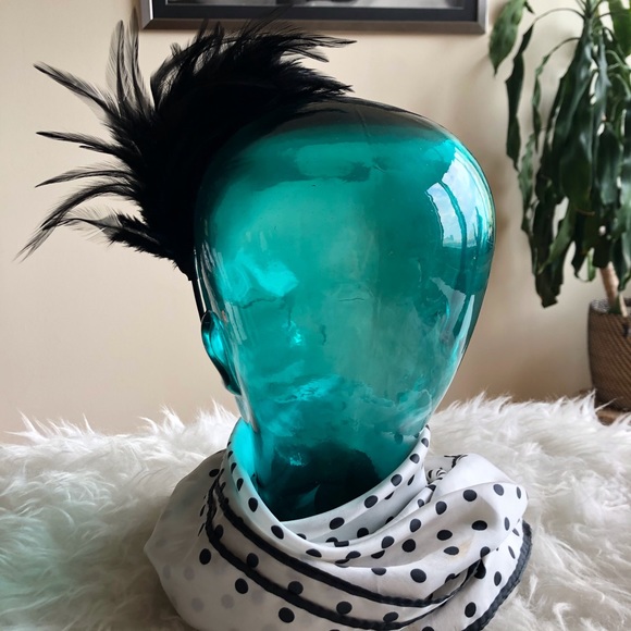 SOLD 20s Style Feather Headband - Picture 4 of 8